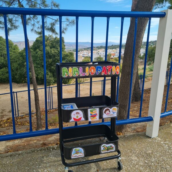 📖🌞 ¡Bibliopatio! La lectura y el juego salen al recreo 📖🌞