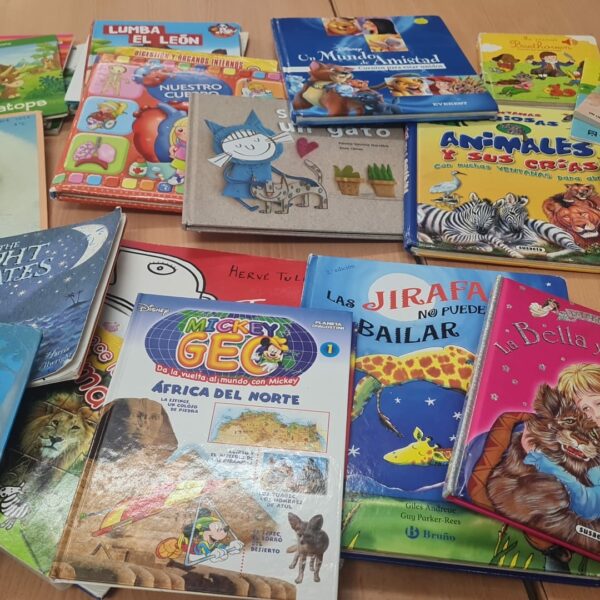 “DONACIÓN DE LIBROS: FOMENTANDO LA LECTURA Y LA COLABORACIÓN FAMILIAR”