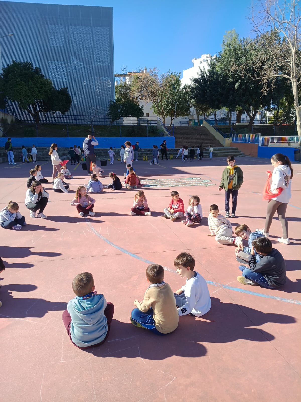 “JUEGOS POPULARES: 6º Y 5º DE PRIMARIA NOS ACERCAN A NUESTRO PATRIMONIO”